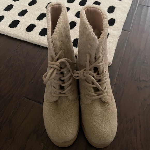 Stuart Weiztman Shearling Lug Boots - Picture 8 of 15